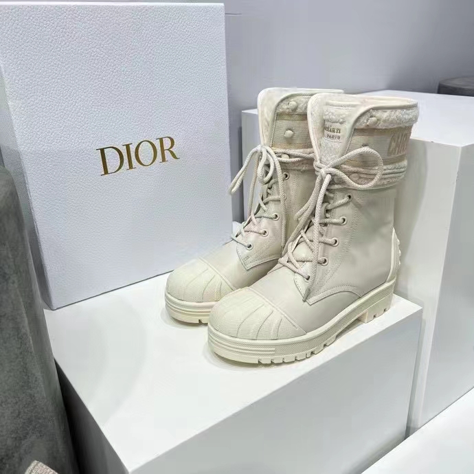 Dior Women CD D-Major Ankle Boot White Calfskin Lambskin Wool (1)