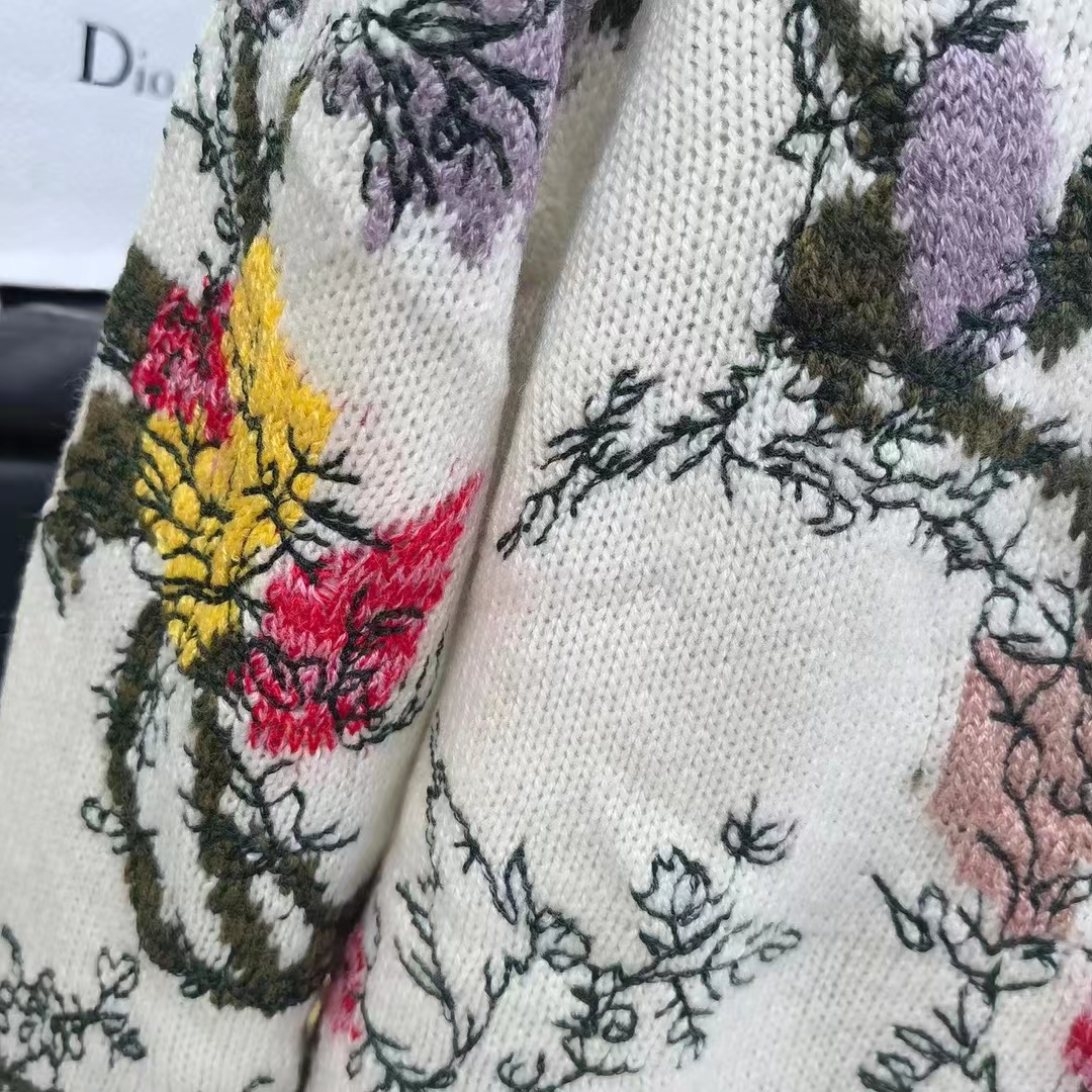 Dior Women CD Sweater Ecru Cashmere Knit Multicolor Dior Jardin Botanique Motif (13)