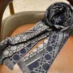 Dior Unisex Cannage Scarf Navy Blue and Gray Cashmere and Virgin Wool - immagine 2