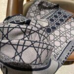 Dior Unisex Cannage Scarf Navy Blue and Gray Cashmere and Virgin Wool - immagine 6