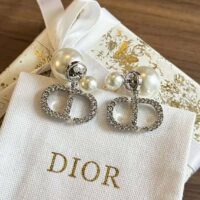 Dior Women Tribales Earrings Silver-Finish Metal with White Resin Pearls and Silver-Tone Crystals (1)