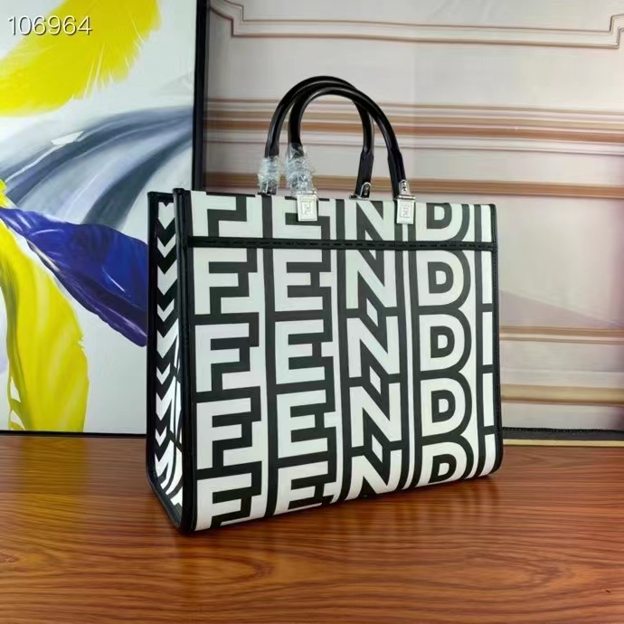 Fendi FF Women Sunshine Medium Two-Tone Printed Leather Roma Capsule Shopper (4)
