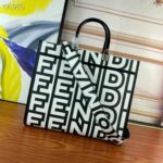 Fendi FF Women Sunshine Medium Two-Tone Printed Leather Roma Capsule Shopper - Imagen 2