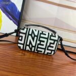 Fendi Women FF Baguette Phone Pouch Two-Tone Leather Fendi Roma Capsule Bag - Bild 4