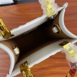 Fendi Women FF Mini Sunshine Shopper White Leather Mini Bag - Image 5