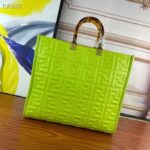 Fendi Women FF Sunshine Medium Acid Green Leather Shopper - Imagen 2
