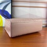 Fendi Women FF Sunshine Medium Pink Leather Shopper - immagine 5