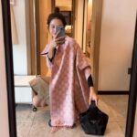 Gucci Unisex GG Wool Scarf Beige Mini GG Lilac Tassel Detail – Image 4