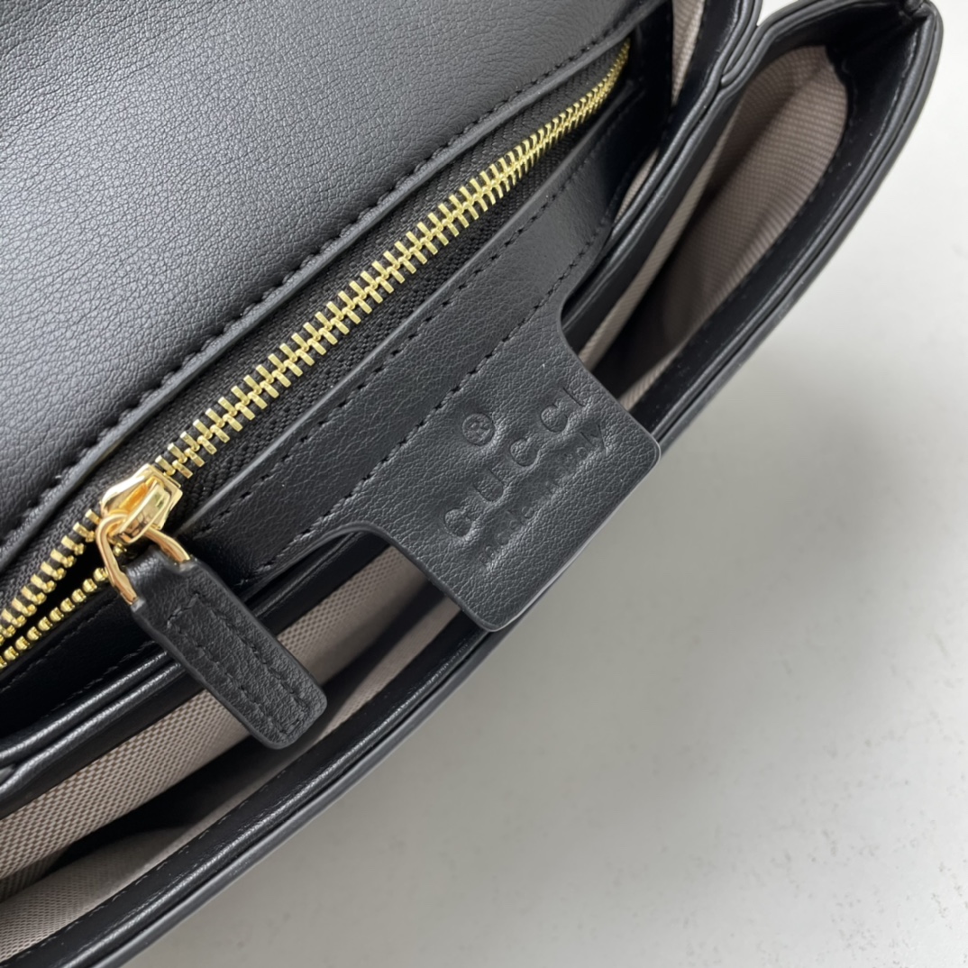 Gucci Women GG Blondie Medium Bag Black Leather Round Interlocking G (10)