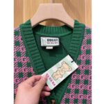 Gucci Men GG HA HA HA Square G Vest Green Pink Wool Jacquard V-Neck Sleeveless - immagine 7