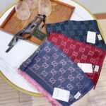 Gucci Women GG Wool Scarf Graphite Pink GG Fringe Edges - immagine 6