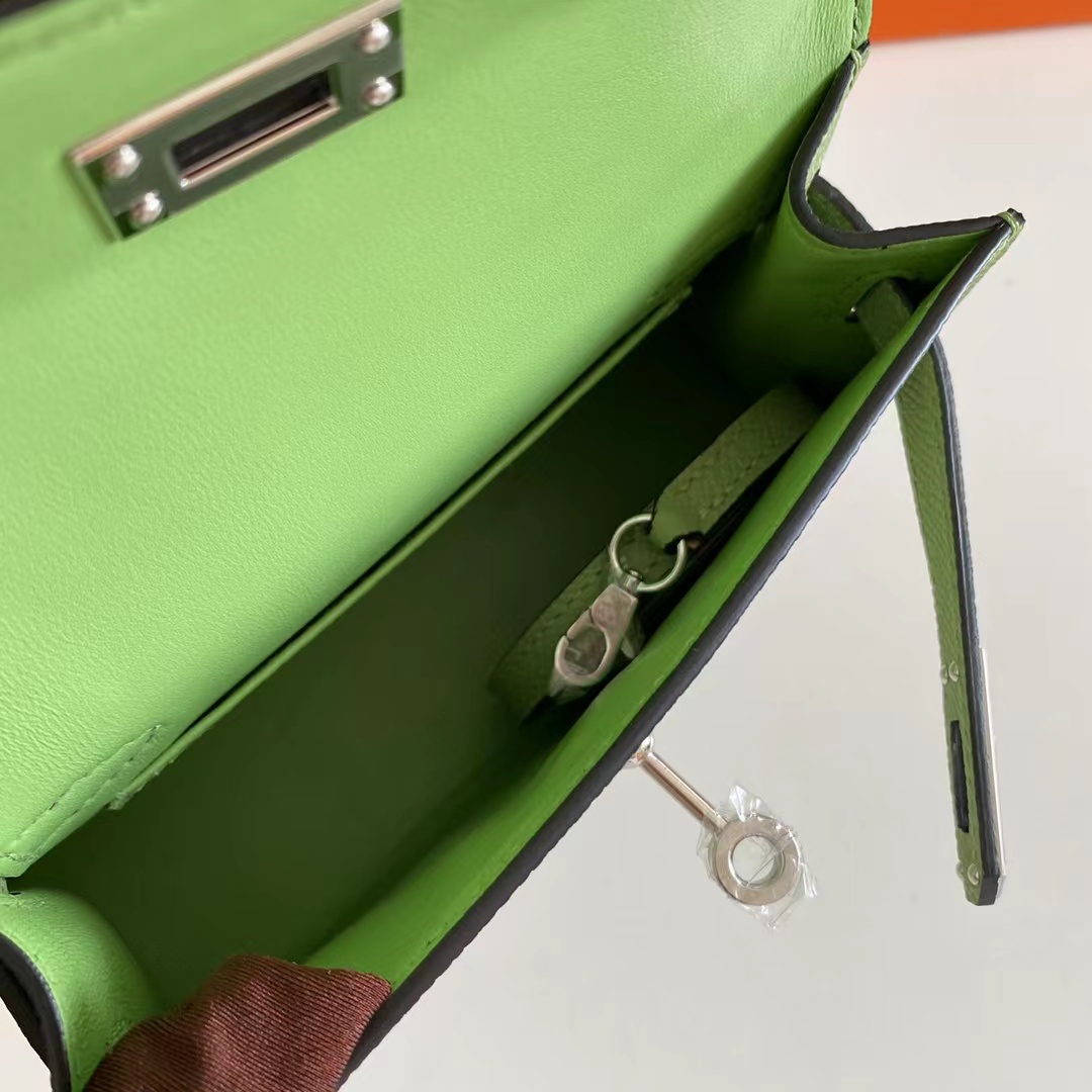 Hermes Women Mini Kelly 20 Bag Epsom Leather Silver Hardware-Light Green (3)