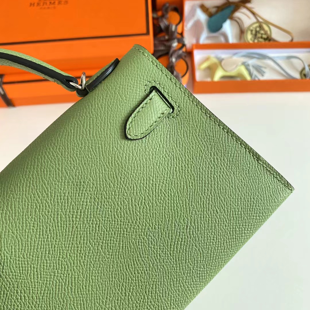 Hermes Women Mini Kelly 20 Bag Epsom Leather Silver Hardware-Light Green (4)
