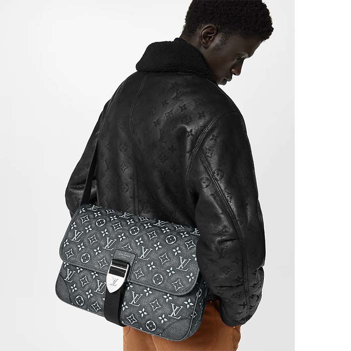 Louis Vuitton LV Unisex Archy Messenger MM Bag Black Charcoal Cowhide Leather (10)