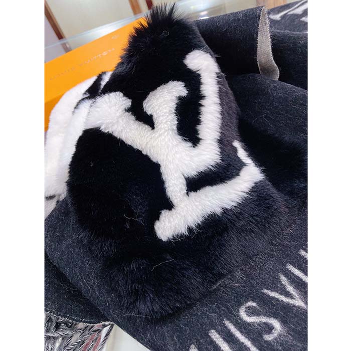 LOUIS VUITTON Mink Fur LV Scarf Black 164317