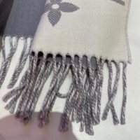 Louis Vuitton LV Unisex Essential Scarf Grey Wool Jacquard Weave Monogram Pattern (10)