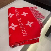 Louis Vuitton LV Unisex Essential Scarf Red Wool Jacquard Weave Monogram Pattern (1)