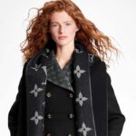 Louis Vuitton LV Unisex Fall For You Scarf Black Wool Cashmere Jacquard Weave Monogram - immagine 13