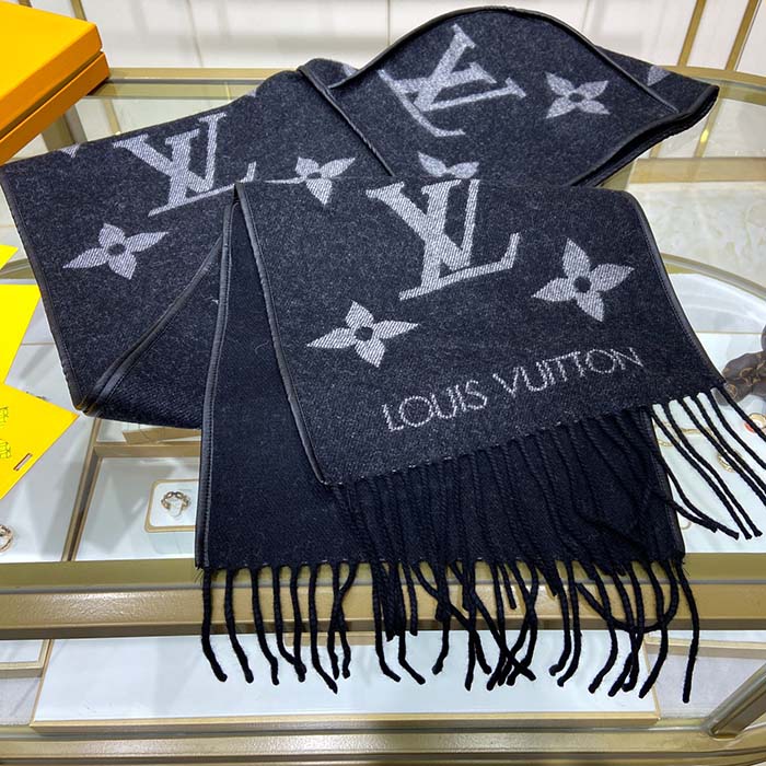 Louis Vuitton LV Unisex Fall For You Hood Scarf Black Wool Cashmere Jacquard Monogram (5)