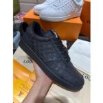 Louis Vuitton LV Unisex Rivoli Sneaker Black Mini Monogram Embossed Calf Leather Rubber - Imagen 3
