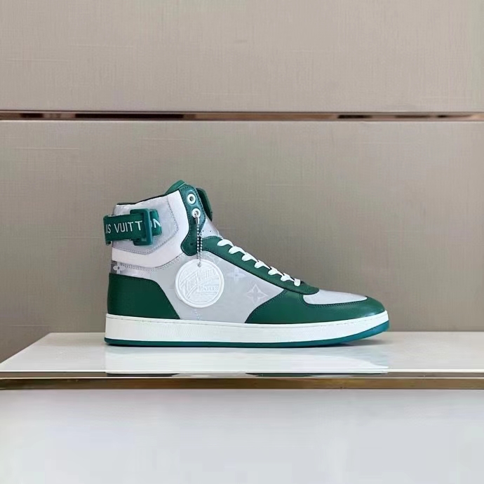 Louis Vuitton Rivoli Line Monogram High Cut Sneakers Green X White P13 –  NUIR VINTAGE