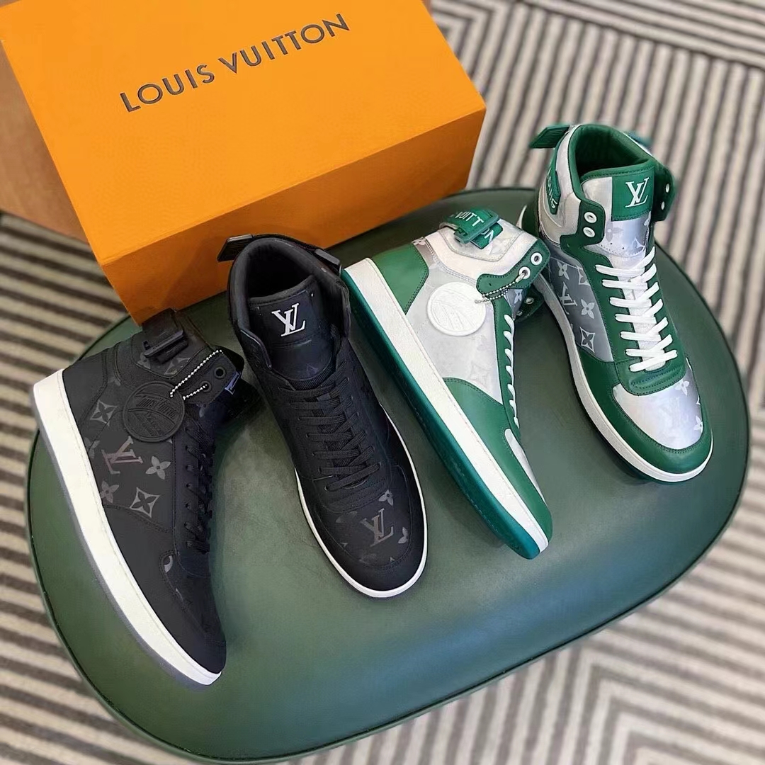 Louis Vuitton Rivoli Line Monogram High Cut Sneakers Green X White P13 –  NUIR VINTAGE