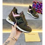 Louis Vuitton LV Unisex Run Away Sneaker Khaki Green Suede Calf Leather Monogram - Imagen 7