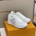 Louis Vuitton LV Unisex Run Away Sneaker White Maxi Damier Embossed Grained Calf - Imagen 3