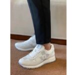 Louis Vuitton LV Unisex Run Away Sneaker White Maxi Damier Embossed Grained Calf - Imagen 12