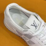 Louis Vuitton LV Unisex Run Away Sneaker White Maxi Damier Embossed Grained Calf - Imagen 10
