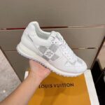 Louis Vuitton LV Unisex Run Away Sneaker White Maxi Damier Embossed Grained Calf - Imagen 6