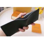 Louis Vuitton LV Unisex Slender Wallet Embossed Taiga Leather Epicea Glacier Cowhide - immagine 6