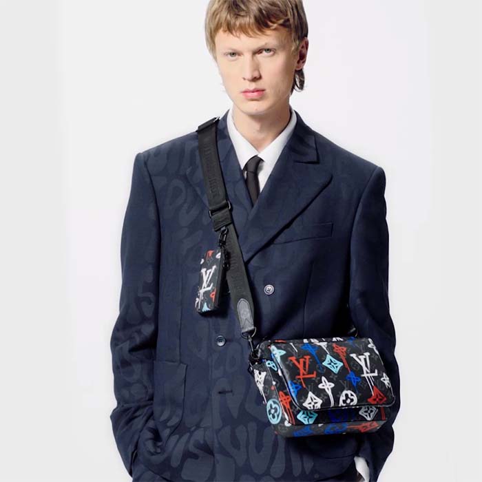 Louis Vuitton Trio Messenger LV Graffiti Multicolor in Coated