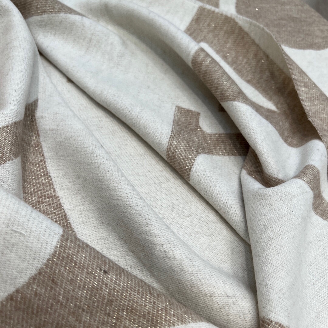 the ultimate shine scarf beige