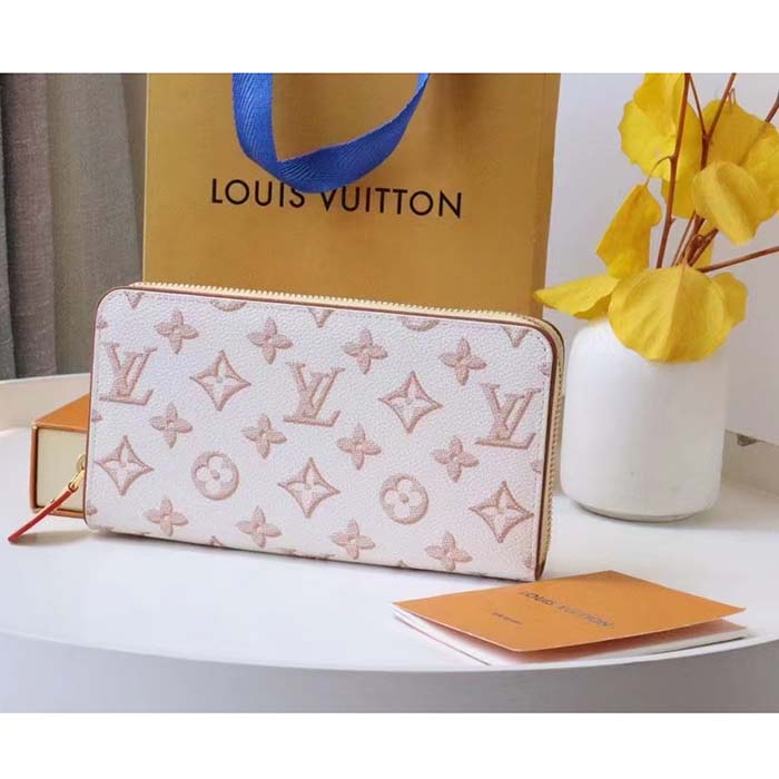 Louis Vuitton LV Unisex Zippy Wallet Beige Monogram Coated Canvas Calf Leather (5)