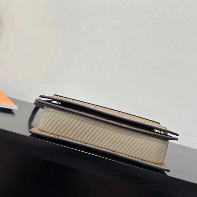 Louis Vuitton M81830 LV Book Chain Wallet, Brown, One Size