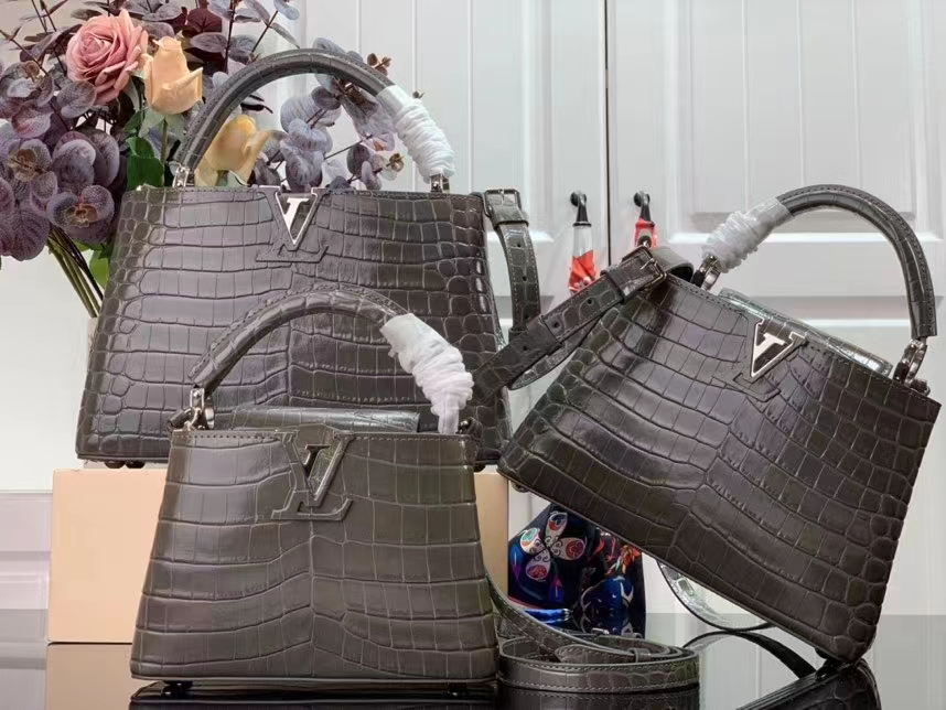 Louis Vuitton LV Women Capucines BB Handbag Grey Crocodilien Brillant Savoir Faire (10)