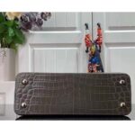 Louis Vuitton LV Women Capucines MM Handbag Grey Crocodilien Brillant Savoir Faire - immagine 5