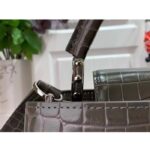 Louis Vuitton LV Women Capucines MM Handbag Grey Crocodilien Brillant Savoir Faire - immagine 9