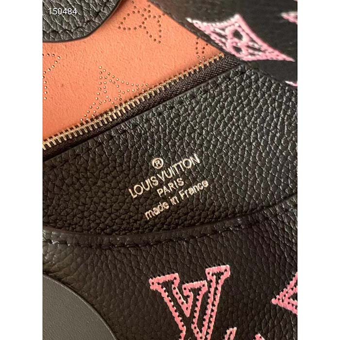 Carmel leather handbag Louis Vuitton Black in Leather - 31729797