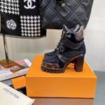 Louis Vuitton LV Women Star Trail Ankle Boot Black Mix Materials Treaded Rubber 9.5 Cm Heel - immagine 4