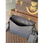 Louis Vuitton Unisex LV Aerogram Takeoff Messenger Black Grained Calf Leather – Image 6