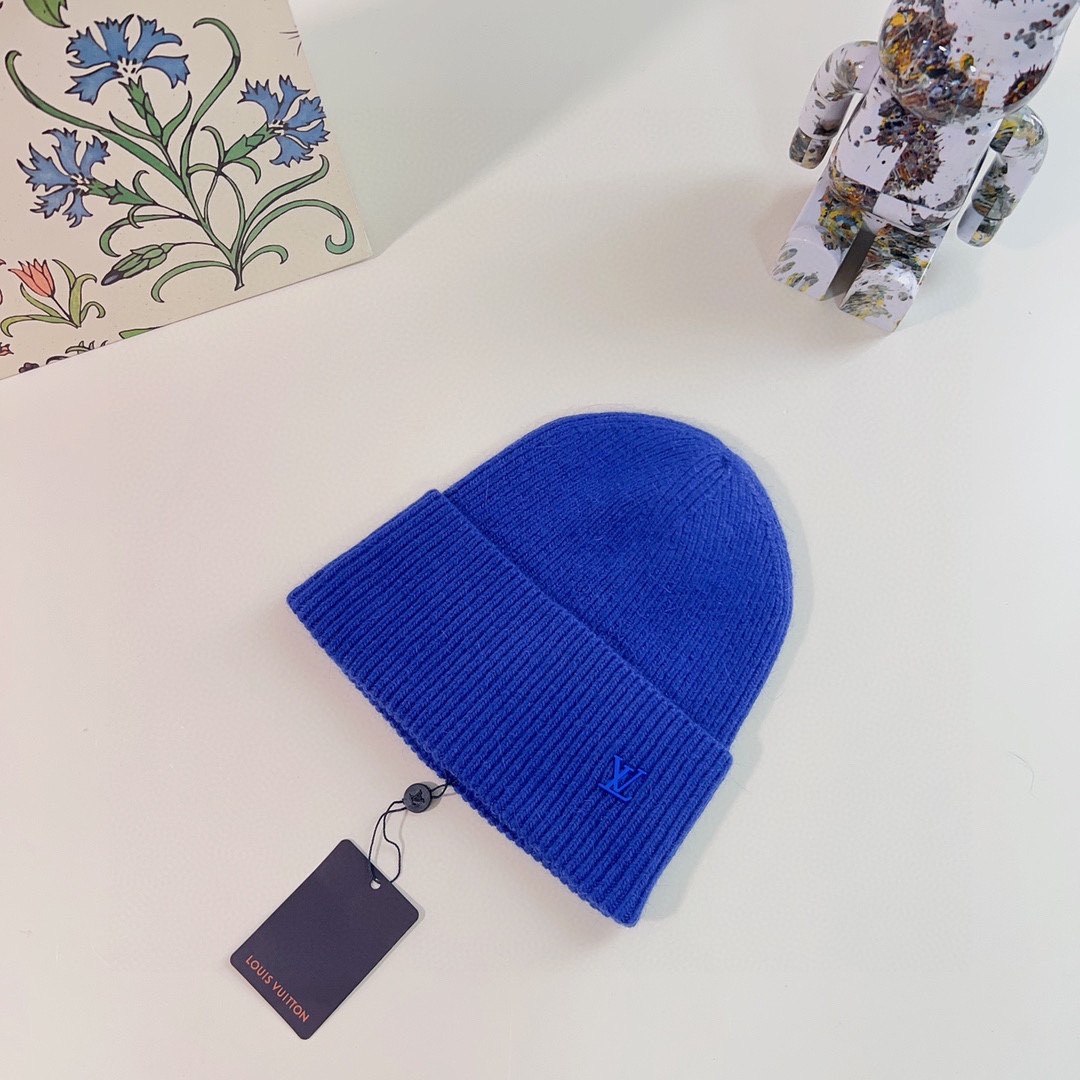 Louis Vuitton Beanie & Scarf Set In Blue - Fernize