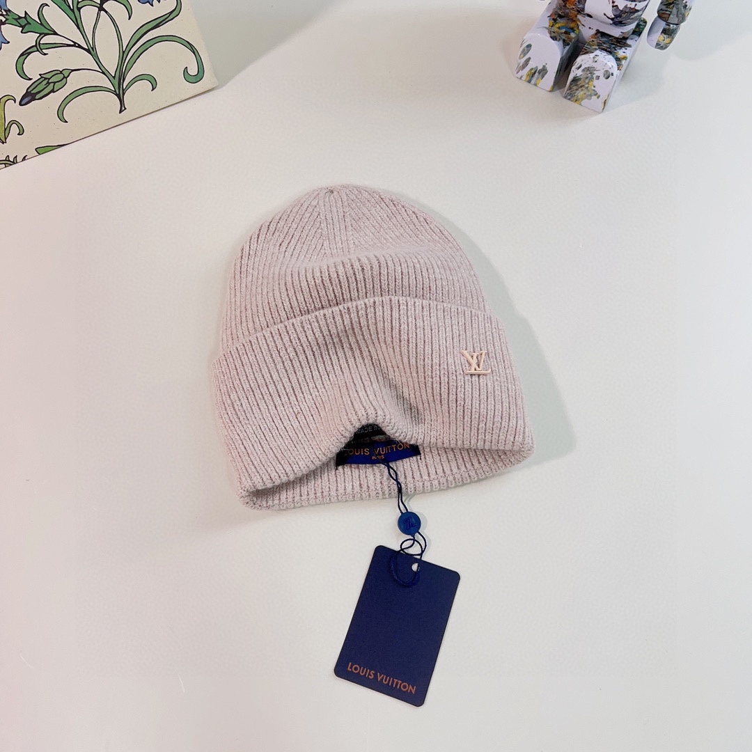 Louis Vuitton LV Ahead Beanie Beige Cashmere