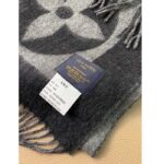 Louis Vuitton Unisex LV Cardiff Scarf Two-Tone Monogram Flower – Bild 8