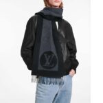 Louis Vuitton Unisex LV Cardiff Scarf Two-Tone Monogram Flower – Bild 9