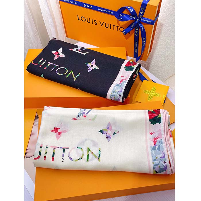 Louis Vuitton Women LV Garden Square 90 White Silk Inkjet Print Garden (6)