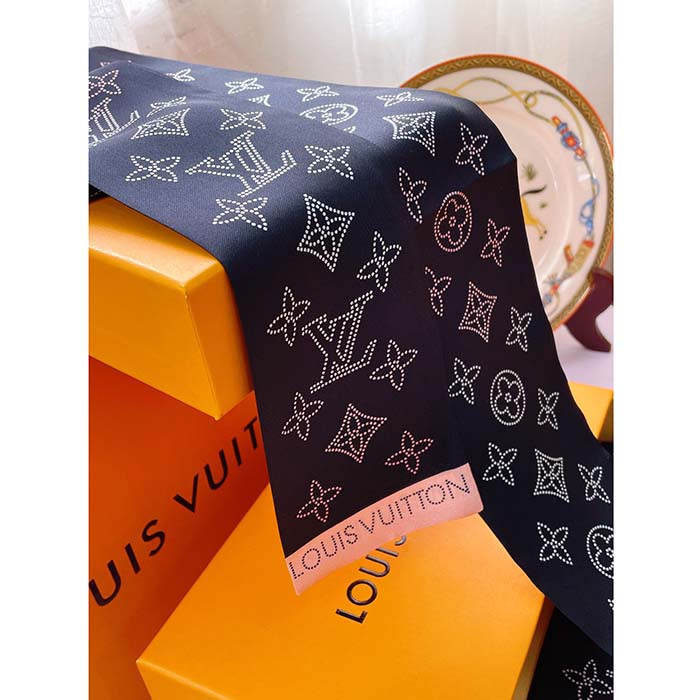 Louis Vuitton Mahina Flight Mode Scarf Black