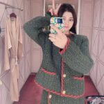 Gucci Women GG Cable Knit Wool Jacket Dark Green Cable Knit Wool Green Red Stripe - Image 8