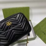 Gucci Women GG Double G Multi-Use Mini Bag Black Pink White Chevron Matelassé Leather - immagine 10